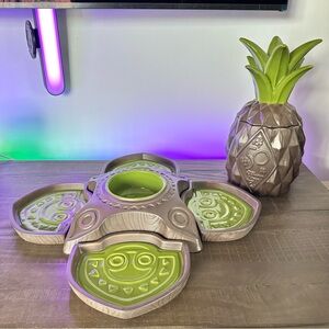 Disney Polynesian Pineapple Serving Set 50th Anniversary